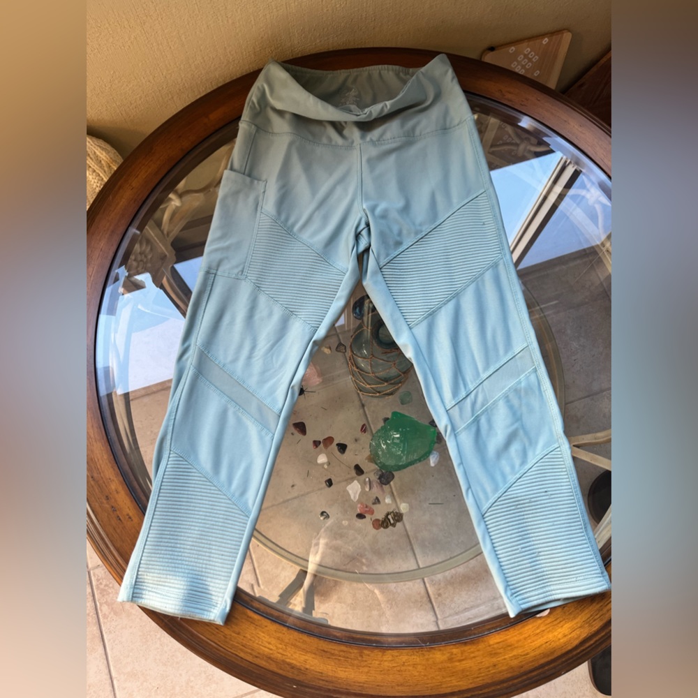 Legging Bundle- Three Pairs Of Leggings- All Size… - image 7